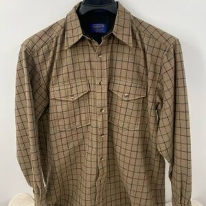 Pendleton Men's Tan Plaid Long Sleeve Wool Button Up Shirt Size Large  RN 29685